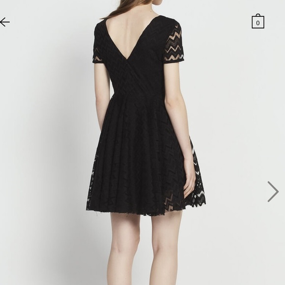 🔥Hot Pick🔥Brand New sandro embroidered dress with low neckline - Picture 3 of 10